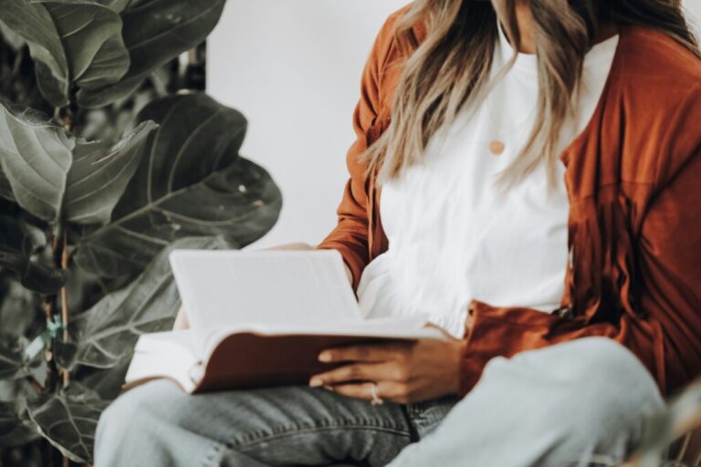 What does the bible say about woman preaching?